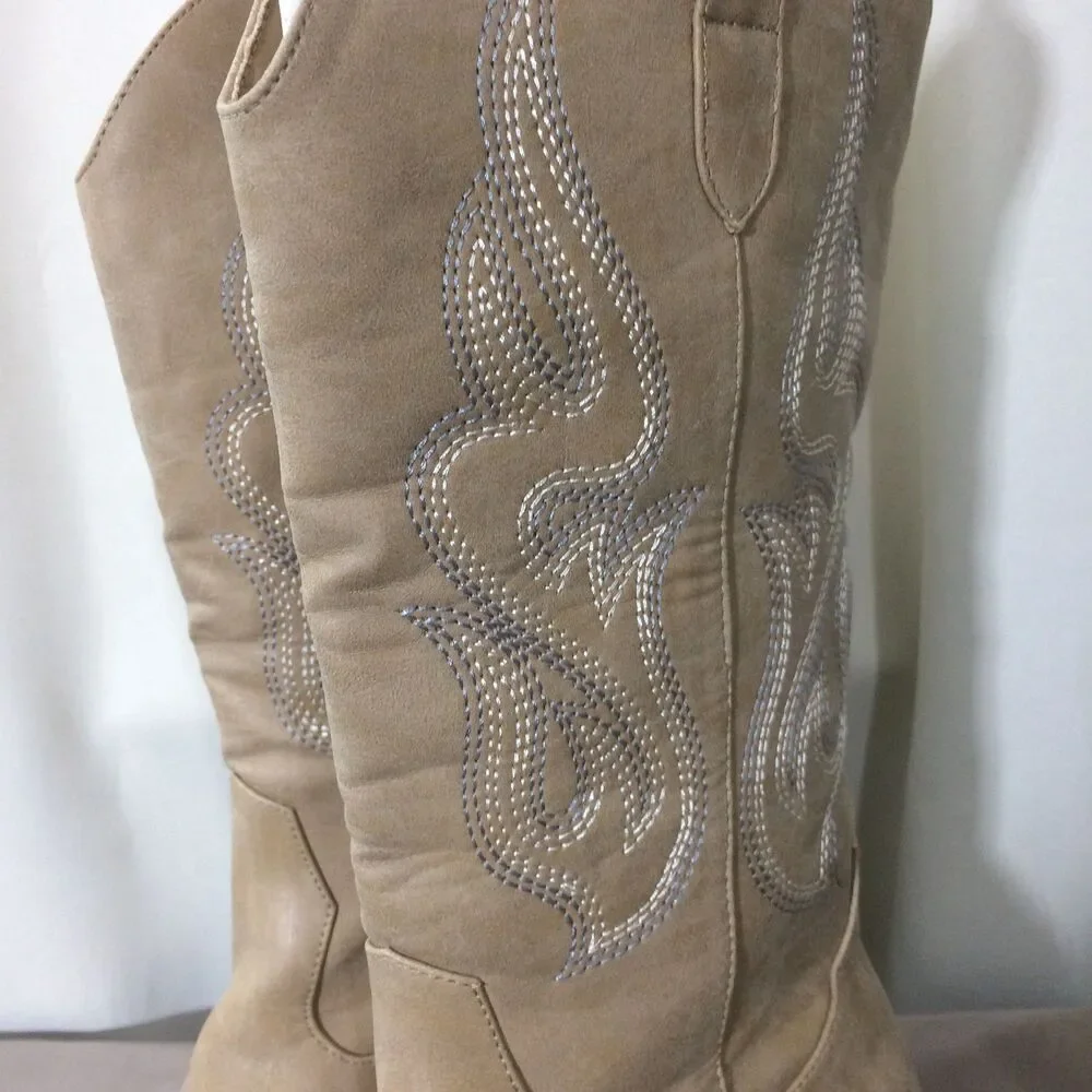 NEW Tan Cowboy Western Boots Embroidered Pointed Toe Faux Leather Size 8 - Picture 7 of 7